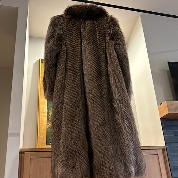 Plush Genuine 100% Authentic Big Raccoon Vintage Fur Full Length - Picture 7 of 7